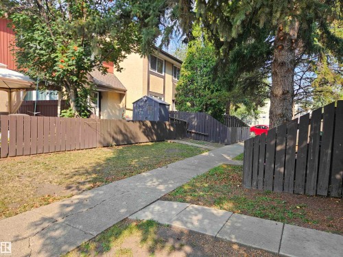 18277 84 Avenue, Edmonton, AB - Outdoor