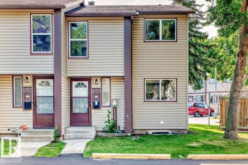 1259 HOOKE Road  Edmonton, AB T5A 4A4