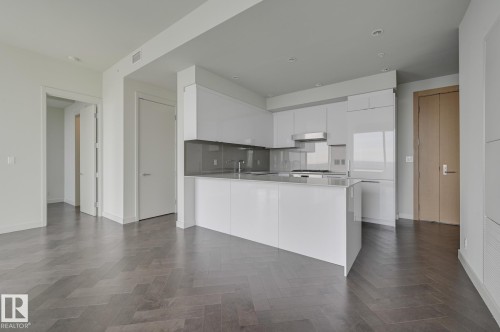 4503 10360 102 Nw, Edmonton, AB - Indoor Photo Showing Kitchen