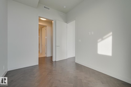 4503 10360 102 Nw, Edmonton, AB - Indoor Photo Showing Other Room
