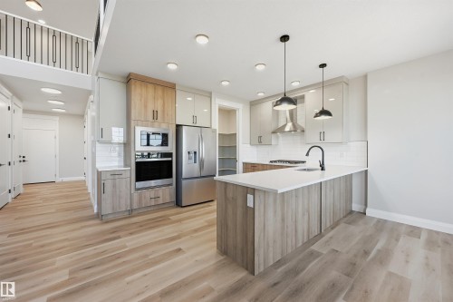 19034 20A Ave, Edmonton, AB - Indoor Photo Showing Kitchen With Upgraded Kitchen