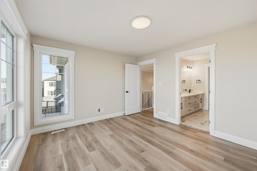 19034 20A Ave, Edmonton, AB - Indoor Photo Showing Other Room