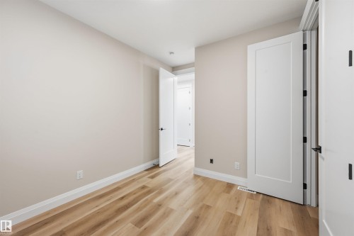 19034 20A Ave, Edmonton, AB - Indoor Photo Showing Other Room
