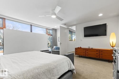 9739 145 Street, Edmonton, AB - Indoor Photo Showing Bedroom