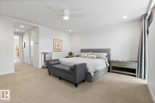 9739 145 Street, Edmonton, AB - Indoor Photo Showing Bedroom