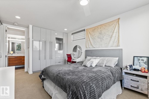 9739 145 Street, Edmonton, AB - Indoor Photo Showing Bedroom