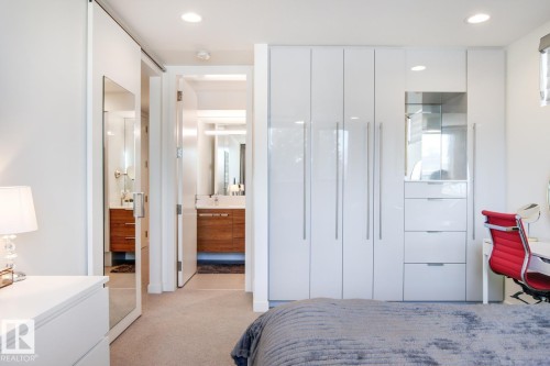 9739 145 Street, Edmonton, AB - Indoor