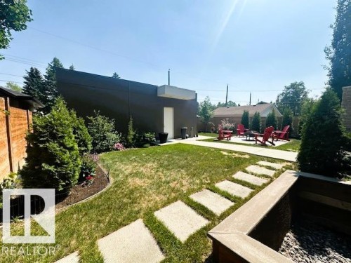 9739 145 Street, Edmonton, AB - Outdoor