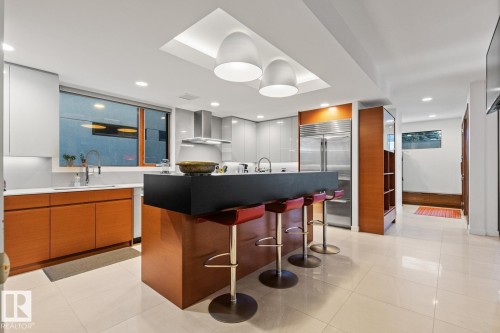 9739 145 Street, Edmonton, AB - Indoor