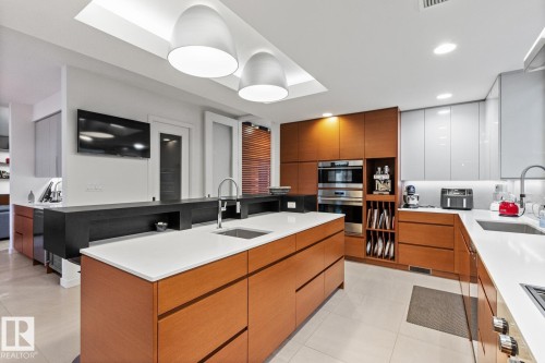 9739 145 Street, Edmonton, AB - Indoor Photo Showing Kitchen