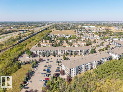 Aerial view of apartment complex - Edmonton, AB - Outdoor With View