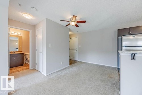 Edmonton, AB - Indoor Photo Showing Kitchen