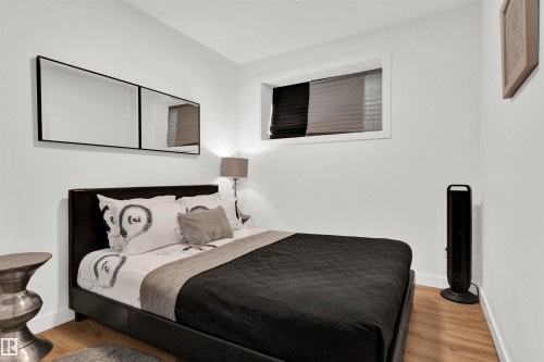 9559 85 Street, Edmonton, AB - Indoor Photo Showing Bedroom
