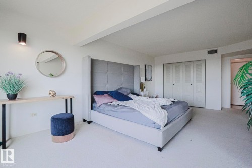 2103 10011 123 Street, Edmonton, AB - Indoor Photo Showing Bedroom