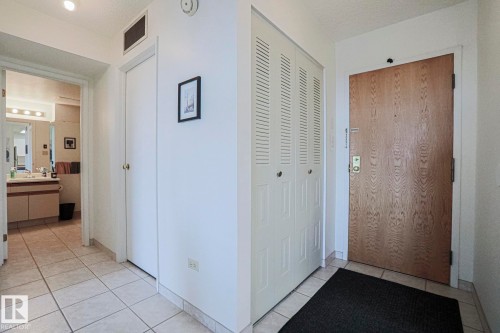 2103 10011 123 Street, Edmonton, AB - Indoor Photo Showing Other Room