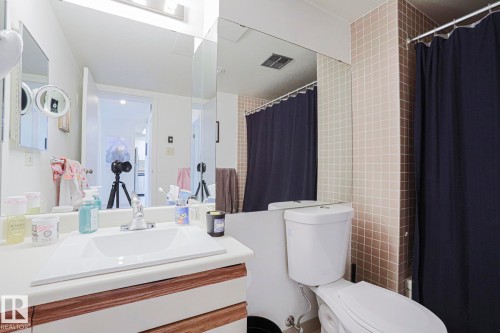 2103 10011 123 Street, Edmonton, AB - Indoor Photo Showing Bathroom