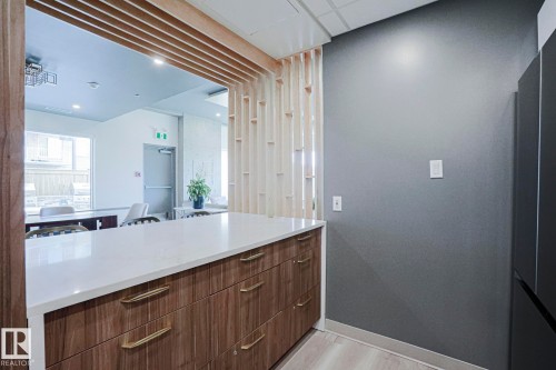 2103 10011 123 Street, Edmonton, AB - Indoor