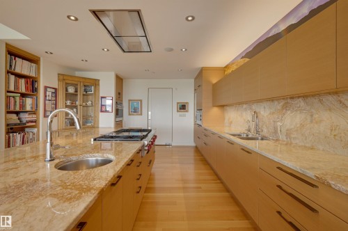 28 Riverside Crescent, Edmonton, AB - Indoor Photo Showing Kitchen With Double Sink