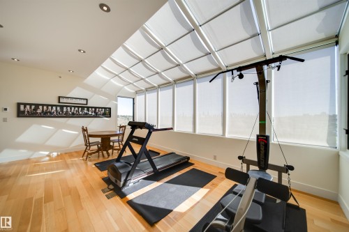 28 Riverside Crescent, Edmonton, AB - Indoor Photo Showing Gym Room