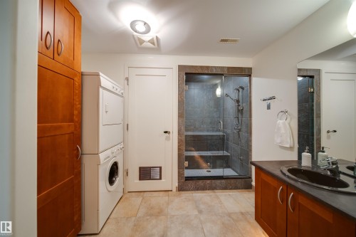 28 Riverside Crescent, Edmonton, AB - Indoor