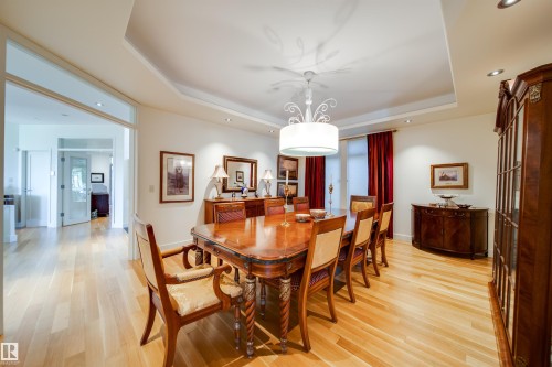 28 Riverside Crescent, Edmonton, AB - Indoor Photo Showing Dining Room