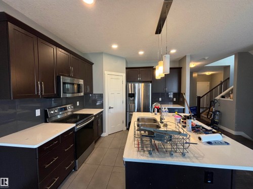 17615 77 Street, Edmonton, AB - Indoor Photo Showing Kitchen With Upgraded Kitchen