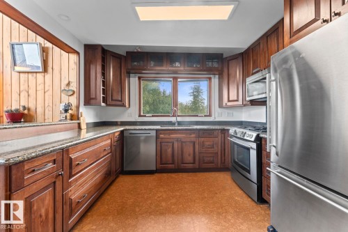 43123 Twp Rd 642A, Rural Bonnyville M.D., AB - Indoor Photo Showing Kitchen