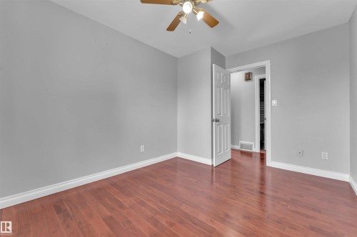 3516 19 Avenue, Edmonton, AB - Indoor Photo Showing Other Room