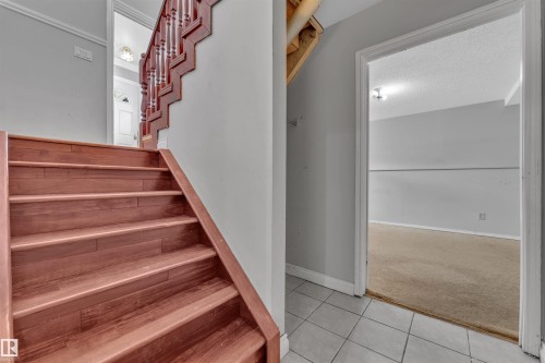 3516 19 Avenue, Edmonton, AB - Indoor Photo Showing Other Room