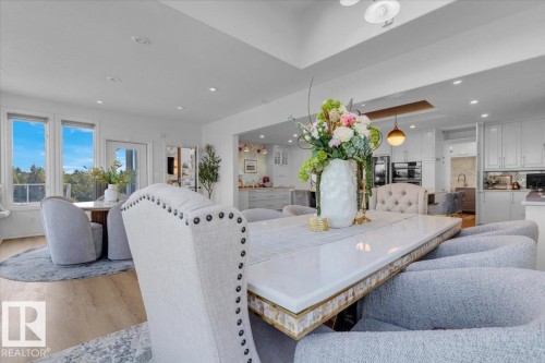 138 Twin Brooks Cove, Edmonton, AB - Indoor Photo Showing Living Room