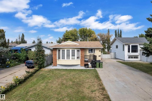 3520 19 Avenue, Edmonton, AB - Outdoor With Facade