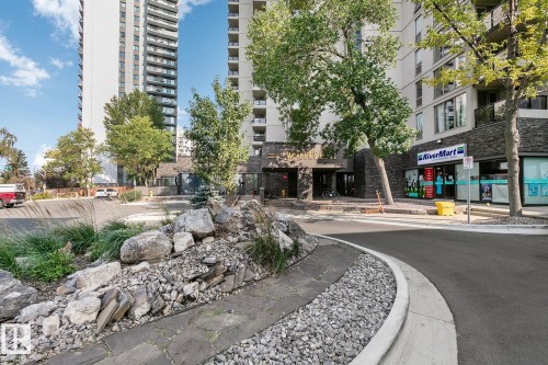 1910 10149 Saskatchewan Drive, Edmonton, AB - Outdoor