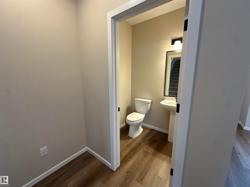 55 Sereno Lane, Fort Saskatchewan, AB - Indoor Photo Showing Bathroom