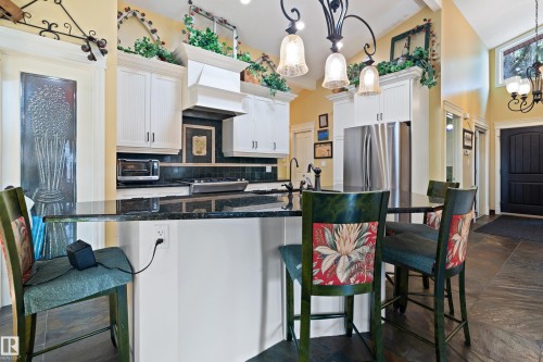 5704 144 Street, Edmonton, AB - Indoor Photo Showing Kitchen