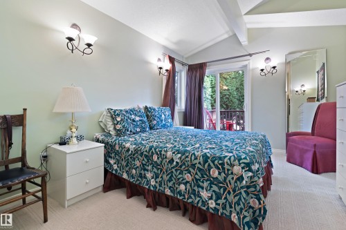 5704 144 Street, Edmonton, AB - Indoor Photo Showing Bedroom