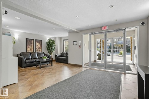 209 11615 Ellerslie Road, Edmonton, AB - Indoor