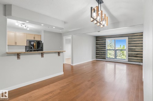 209 11615 Ellerslie Road, Edmonton, AB - Indoor Photo Showing Kitchen
