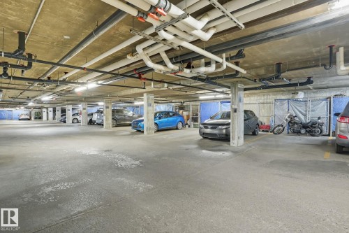 209 11615 Ellerslie Road, Edmonton, AB - Indoor Photo Showing Garage