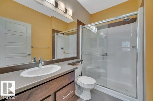 140 308 Ambleside Link, Edmonton, AB - Indoor Photo Showing Bathroom