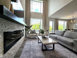 1663 ENRIGHT Way  Edmonton, AB T6M 0Z2