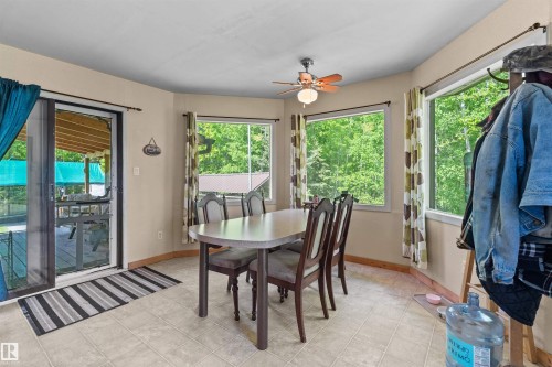 5081 4 Street, Rural Lac Ste. Anne County, AB - Indoor Photo Showing Dining Room