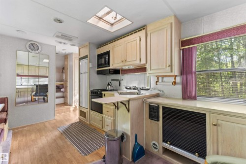 5081 4 Street, Rural Lac Ste. Anne County, AB - Indoor