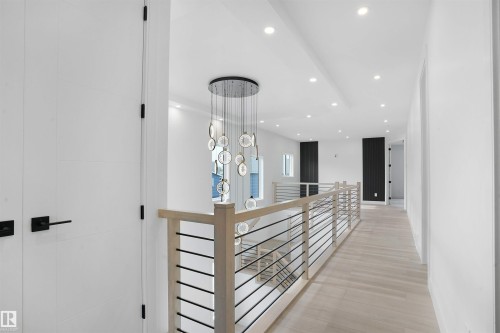 22139 81 Avenue, Edmonton, AB - Indoor Photo Showing Other Room