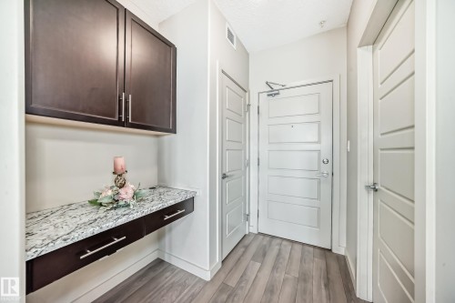 327 508 Griesbach Parade, Edmonton, AB - Indoor Photo Showing Other Room