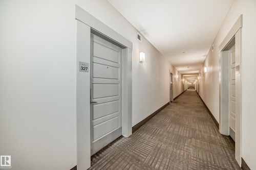 327 508 Griesbach Parade, Edmonton, AB - Indoor Photo Showing Other Room