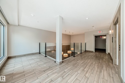 327 508 Griesbach Parade, Edmonton, AB - Indoor Photo Showing Other Room