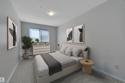 331 592 Hooke Road, Edmonton, AB - Indoor Photo Showing Bedroom