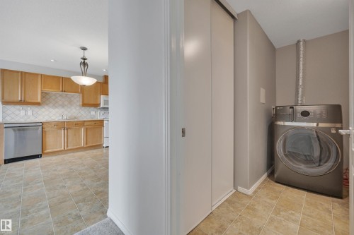 331 592 Hooke Road, Edmonton, AB - Indoor Photo Showing Laundry Room
