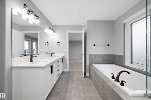 4229 Veterans Way, Edmonton, AB - Indoor Photo Showing Bathroom