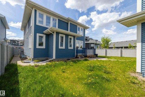 4229 Veterans Way, Edmonton, AB - Outdoor